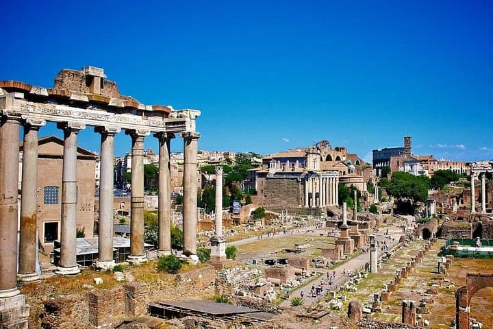 Colosseum Tour with Roman Forum and Palatine Hill, arena option