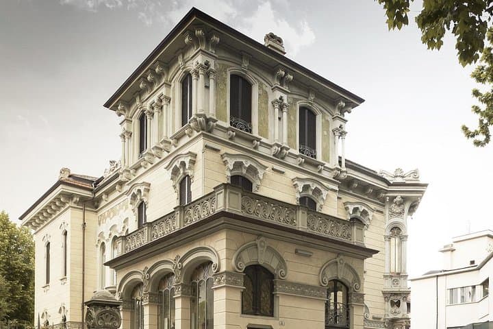 Turin, Art Nouveau walking tour and coffee break