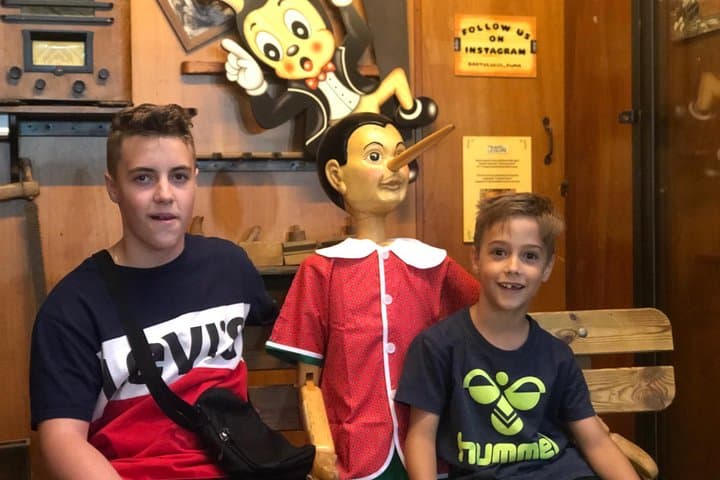 Illuminated Rome Tour for Kids&Families with Pizza&Gelato Tasting