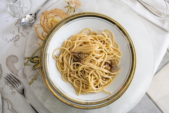 Dining Experience at a local's Home in Castellammare del Golfo with Show Cooking