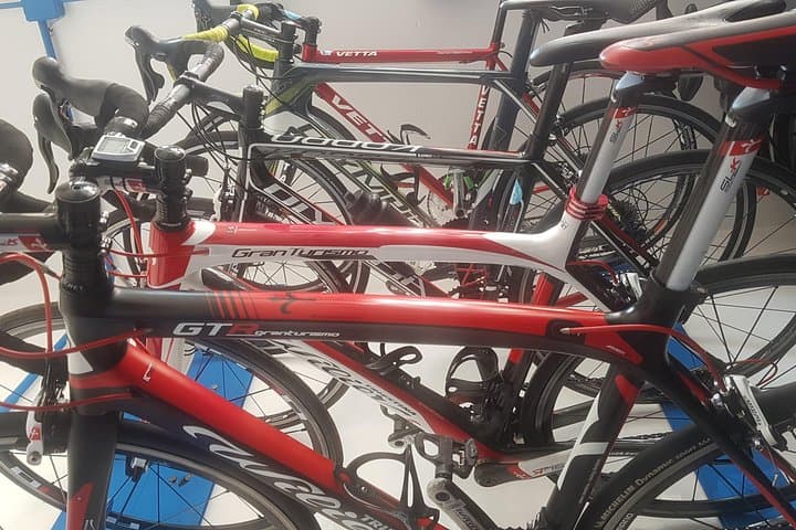 Rent road bike