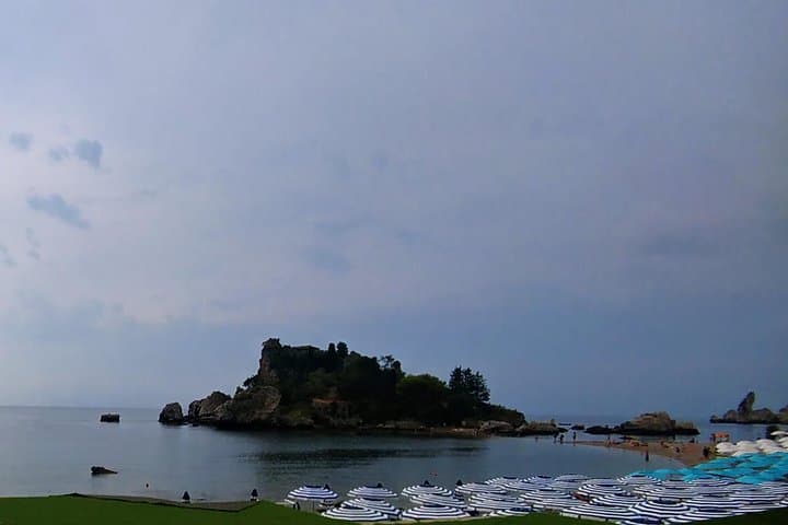 Isola bella walkaroundsicily,.com