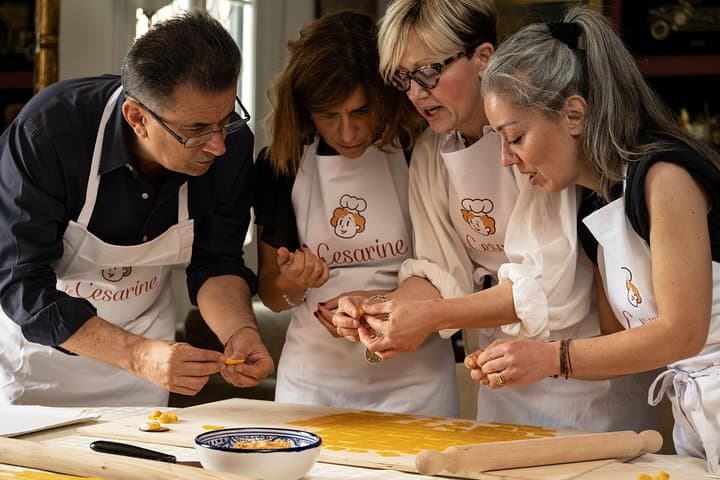 Private pasta-making class at a Cesarina's home with tasting in Arezzo