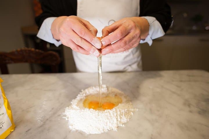 Pasta and Tiramisu class with Mamma in Spoleto