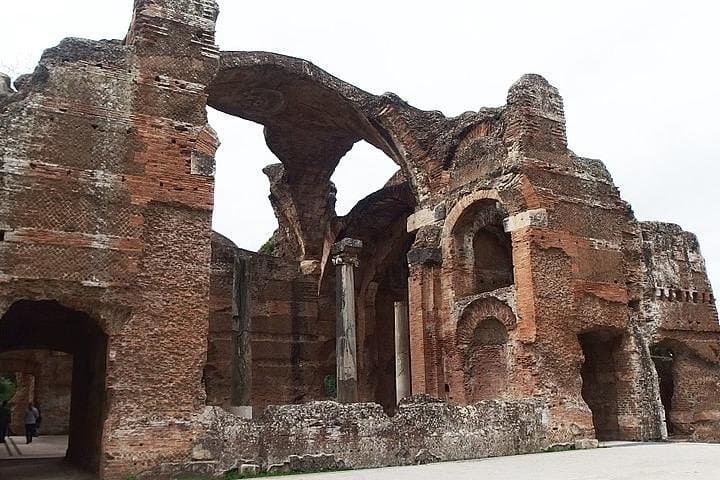 Hadrian's villa, big baths
