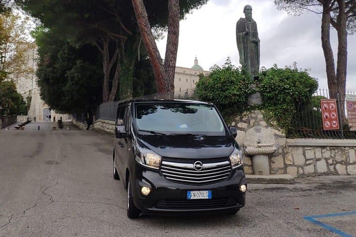 Private Arrival Transfer: Rome Hotels or Fiumicino Airport to Amalfi Coast, Naples or Sorrento Hotels