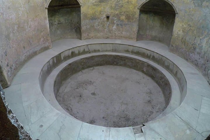 Private Pompeii and Herculaneum from SORRENTO