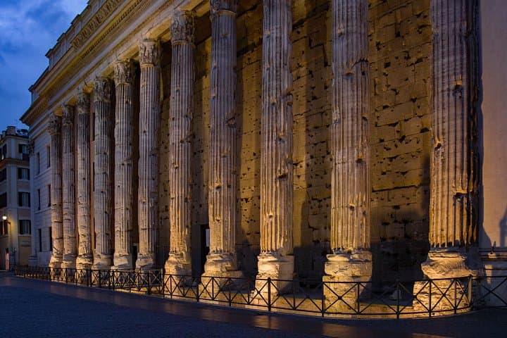 Intro to Rome: Piazzas and Fountains Semi-Private Tour