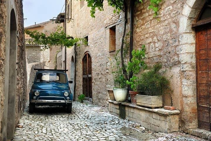 Private: Tuscany Day Tour from Rome with Optional Wine Tasting