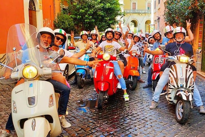 Rome Vespa Small Group Sightseeing Tour, 3 Hour Experience