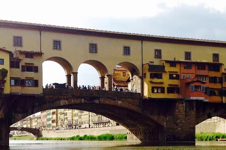 VIP Florence Private Sunset Boat Tour with Prosecco