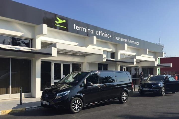 Private transfer Sorrento to Naples Airport OR Naples to Sorrento