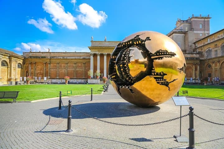 Rome's Best in 2 Guided Days: Colosseum, Vatican and Sistine