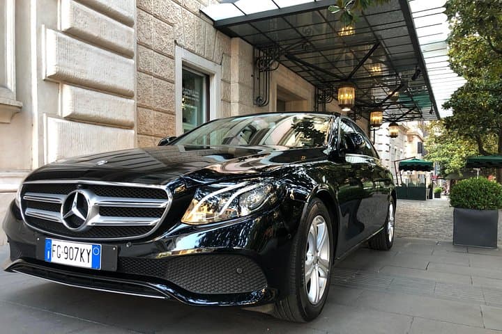 Rome Private Tour with Driver: Colosseum and Vatican in a Day