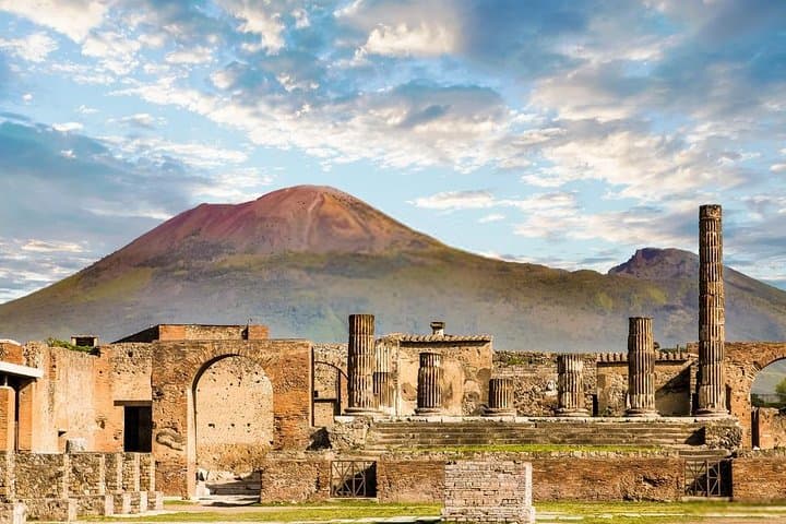 Private Day Trip Rome to Pompeii & Amalfi Coast tickets included