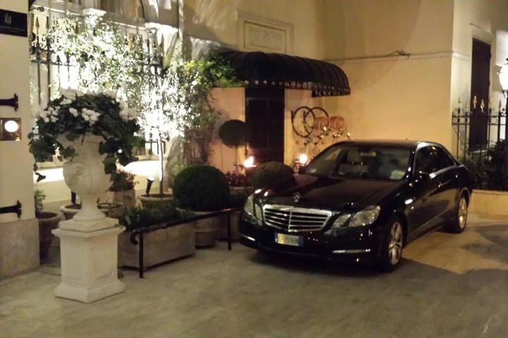 Private Fiumicino Airport Transfer to Rome Hotel