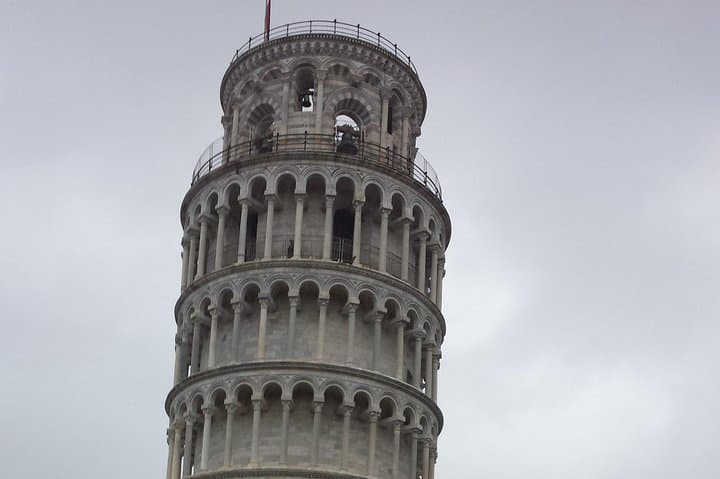 Florence and Pisa Luxury Private Tour: Mercedes Comfort from Rome