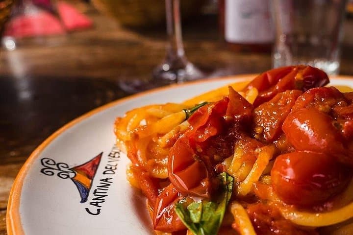 Spaghetti fresh cherry tomatoes