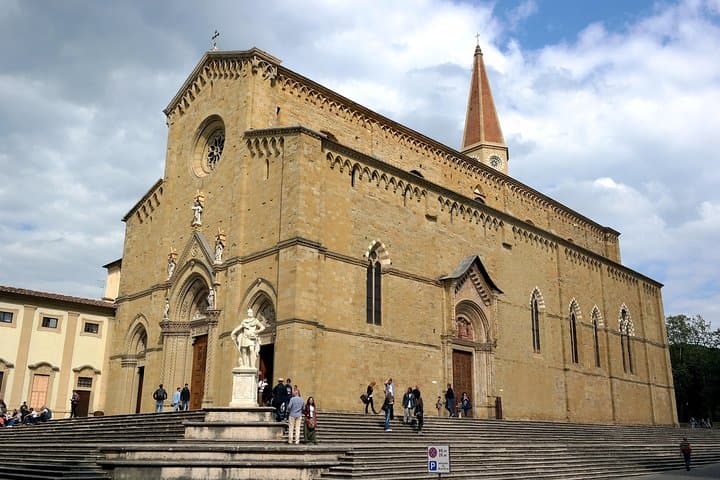Arezzo Private walking tour