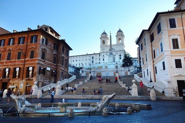 Private Guided Tour in Rome with Driver for 2 Days