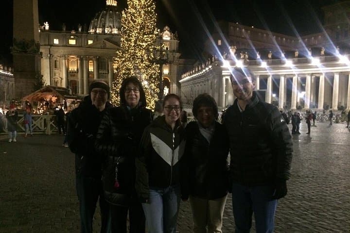 Rome Christmas Walking Tour for Families: Lights and Legends