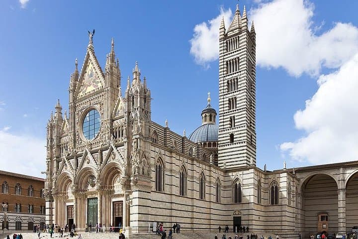 Private Day Trip to Siena and San Gimignano from Rome