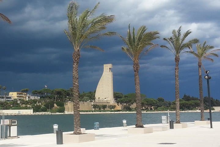 Tour of the historic center of Brindisi