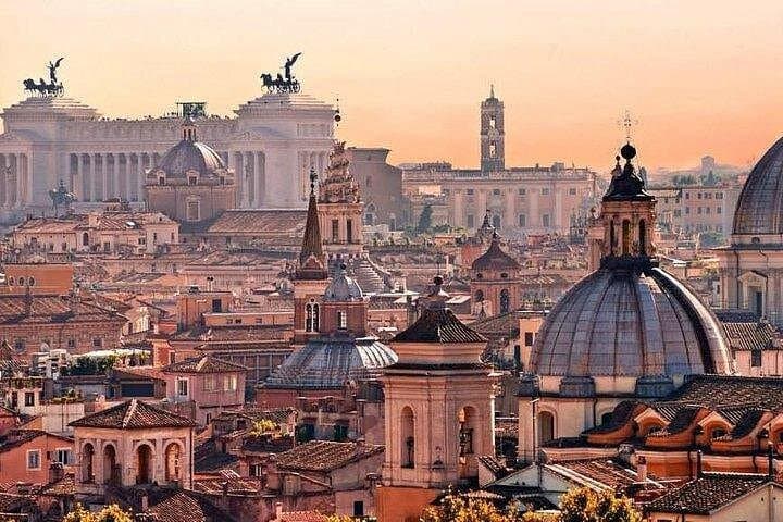 Transfer from Rome center to Fiumicino airport with van