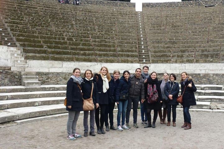 Pompeii with an archaeologist, small group!!!
