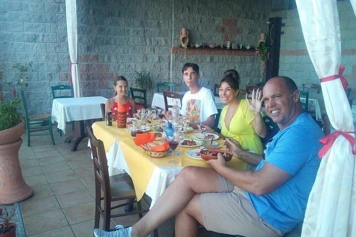 Food and win tasting
