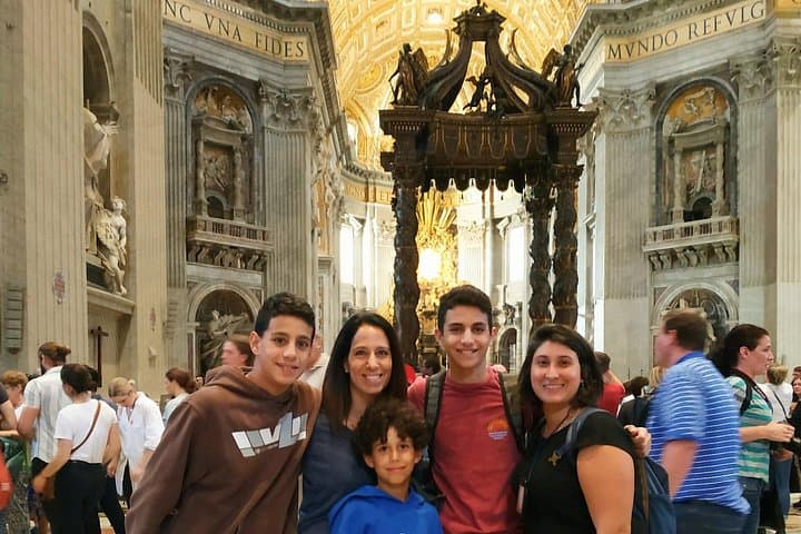 Skip The Line Vatican & Sistine Chapel Night Tour for Families