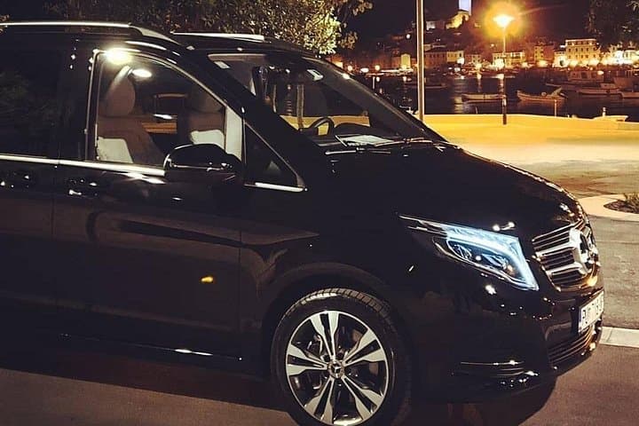 private v class