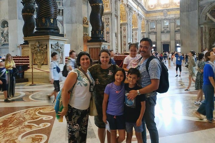 Vatican Tour for Kids & Families in Rome with local guide Alessandra