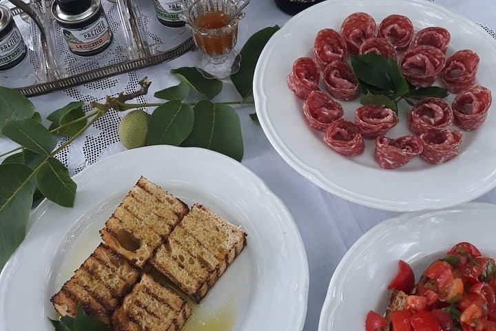 Rome's Hidden Vineyards: Exclusive Private Winetasting