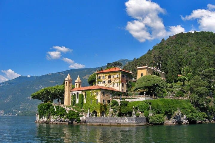 Lake Lario - Lenno - villa Balbianello - view from the lake