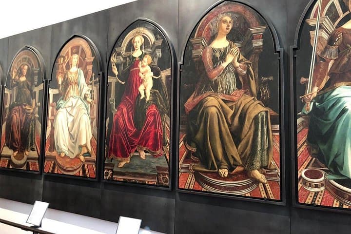 Express Early Morning Uffizi Small Group Tour I Max 6 People