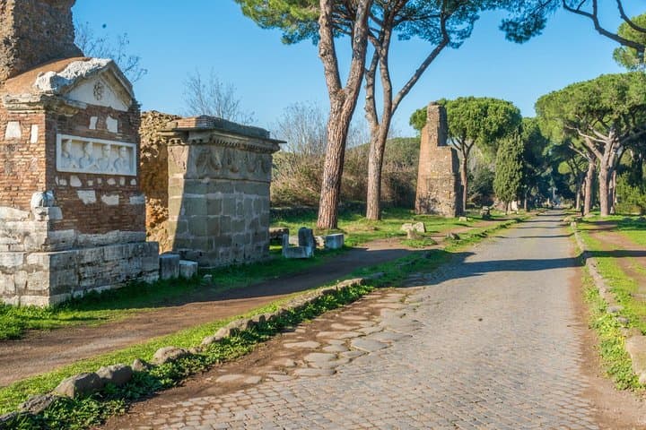 Catacombs and Colosseum guided tour
