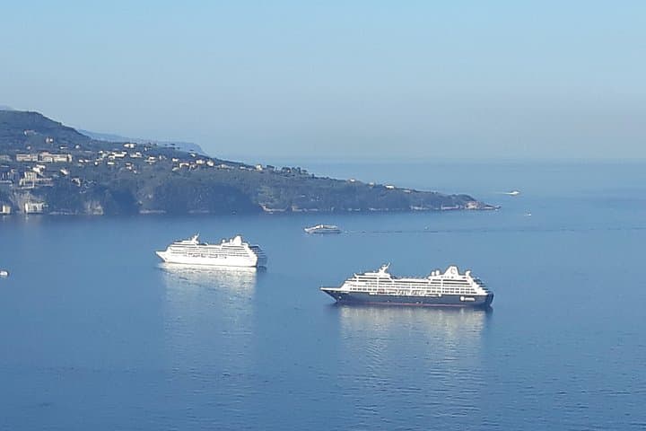 Transfer Naples Sorrento plus Pompeii or vice versa