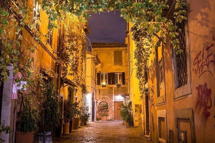 Moonlight Tour in Rome