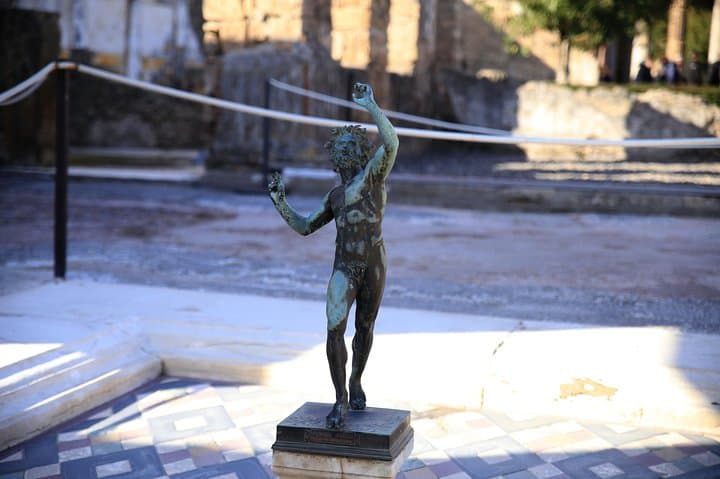 Pompeii Tour for Kids with Percy Jackson and The Heroes Hunt