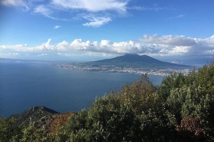 Transfer from Sorrento to Naples