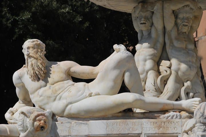 Orion fountain