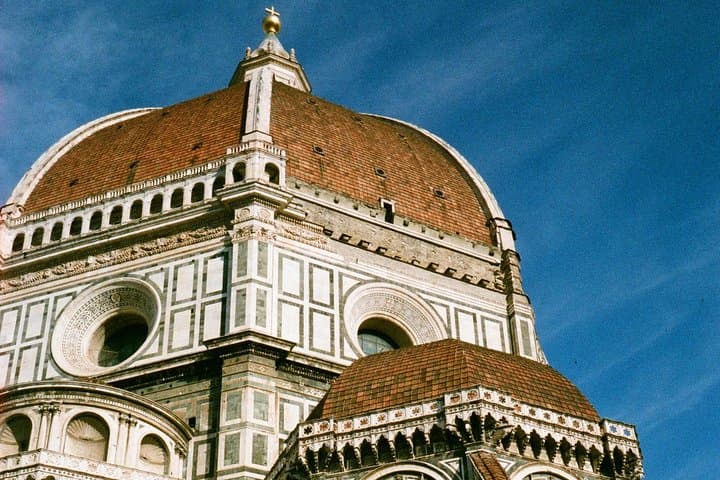 From Rome to Tuscany: Discover Florence and Pisa in One Day