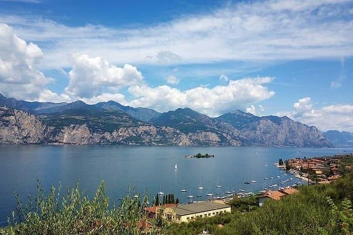 LAKE MAGGIORE FROM Milan with its BORROMEO ISLANDS -private tour