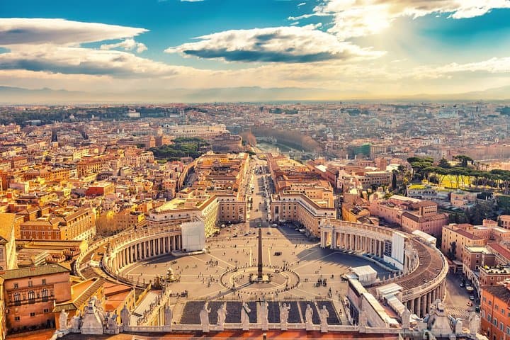 Exclusive Vatican Museum Sistine Chapel Skip-the-Line Small Group