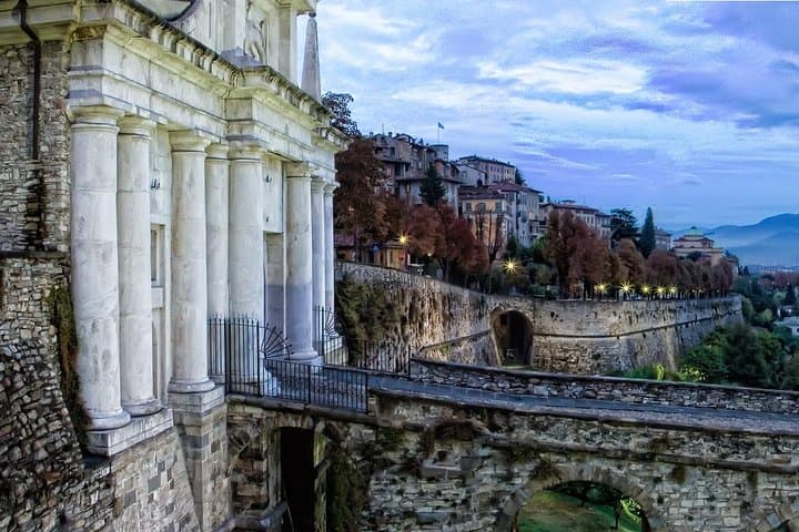 Bergamo: 2.5-hour private walking tour of the Upper Town