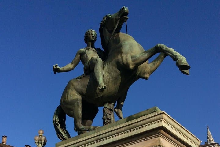 The Dioscuri
