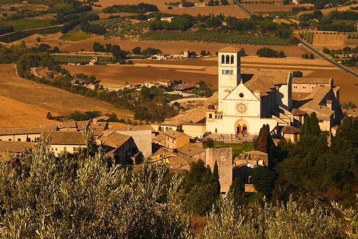 Small Group Tour of Assisi and St. Francis Basilica