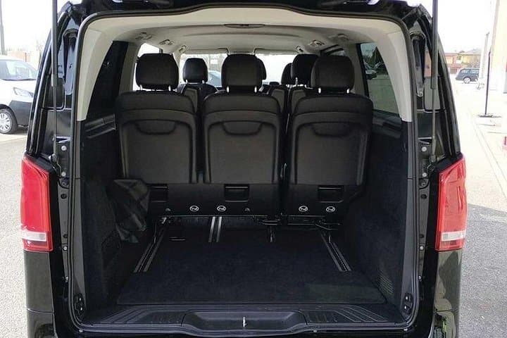 Big Luggage van