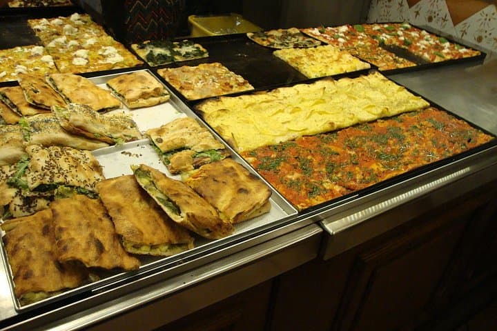 Evening food & wine tour in Rome's historical center